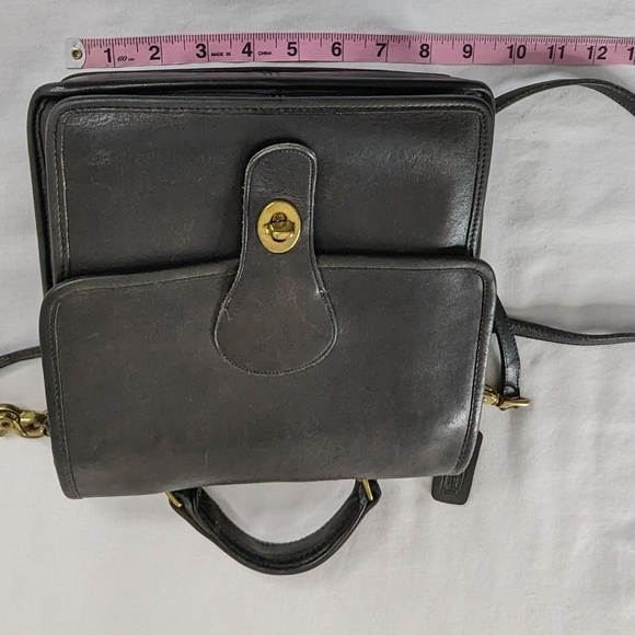 VTG Coach Station Bag Black Leather Crossbody Purse - Picture 12 of 14